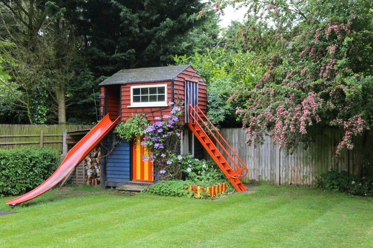 Surlingham Lodge Garden Cottage In Rspb Village Near NWI Exterior foto